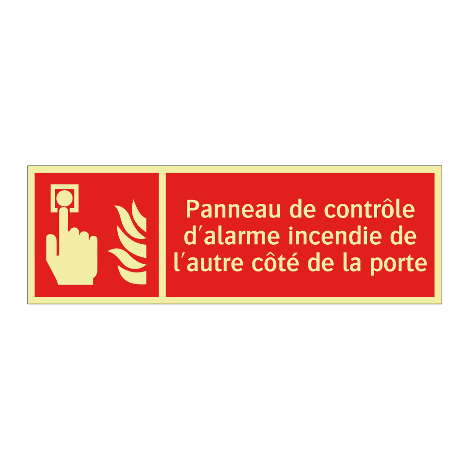 Panneau de contrôle d'alarme incendie de l'autre côté de la porte