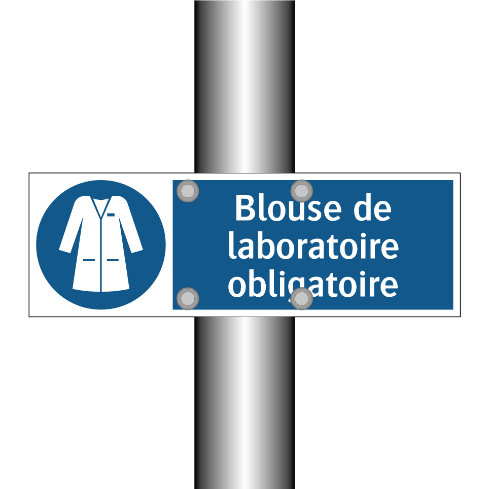 Blouse de laboratoire obligatoire