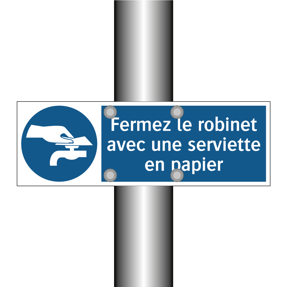 Fermez le robinet avec une serviette en papier