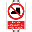 Port de chaussures de ville interdit