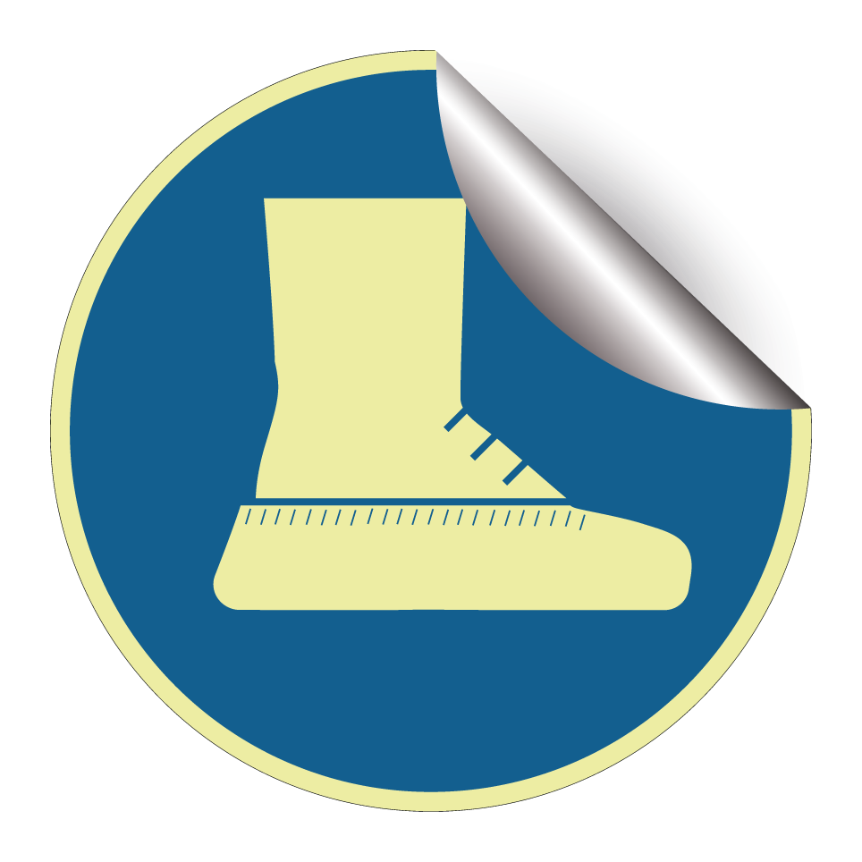 Porter des surchaussures