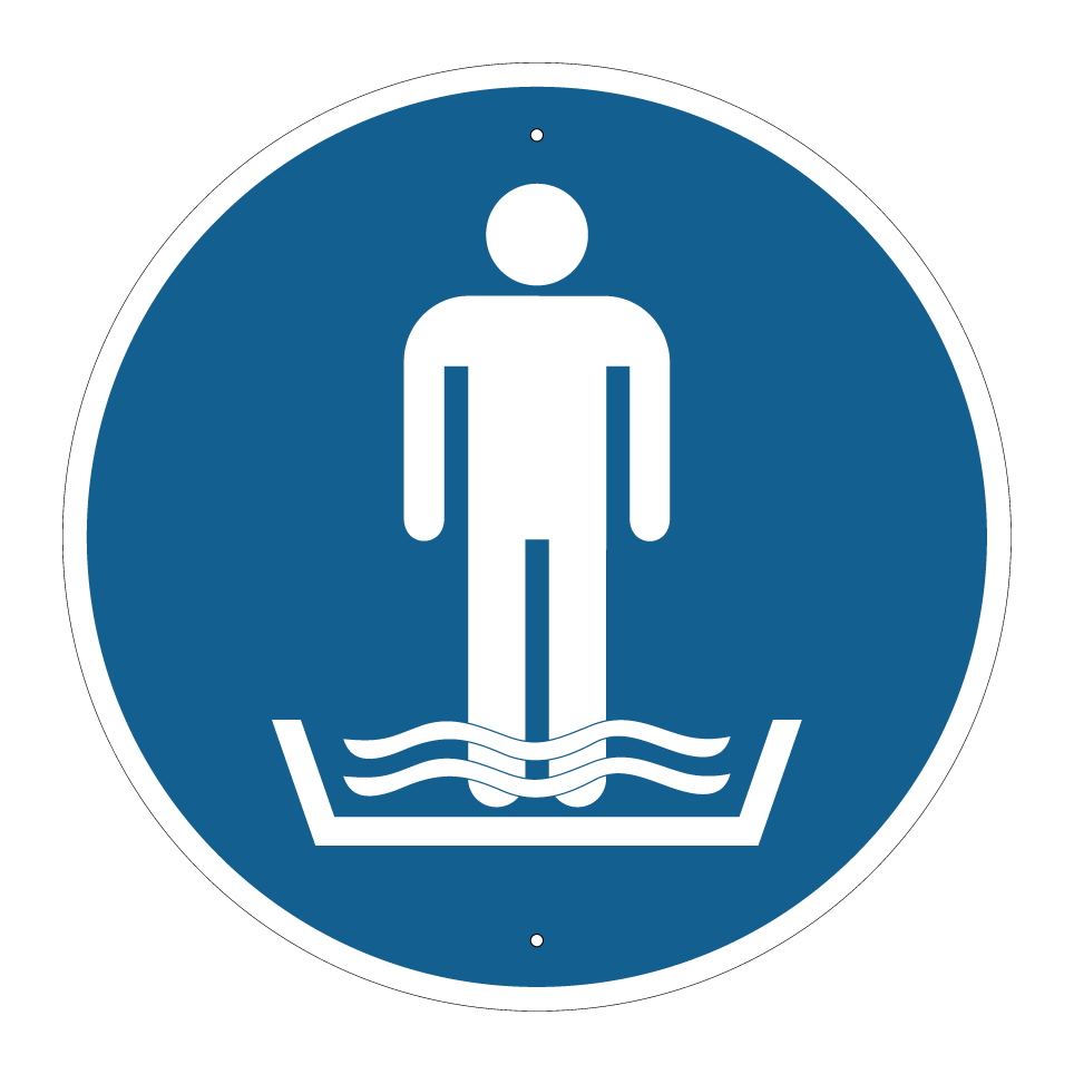 Bain de pieds obligatoire