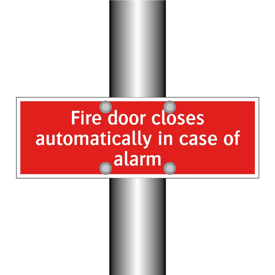 Fire door closes automatically in case of alarm