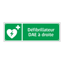 Défibrillateur DAE à droite