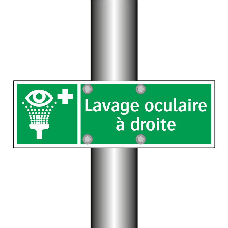 Lavage oculaire à droite