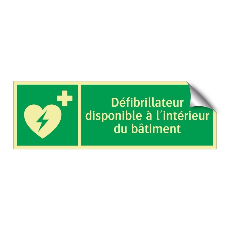 Défibrillateur disponible à l'intérieur du bâtiment