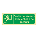 Sortie de secours avec échelle de secours