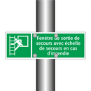 Fenêtre de sortie de secours avec échelle de secours en cas d'incendie