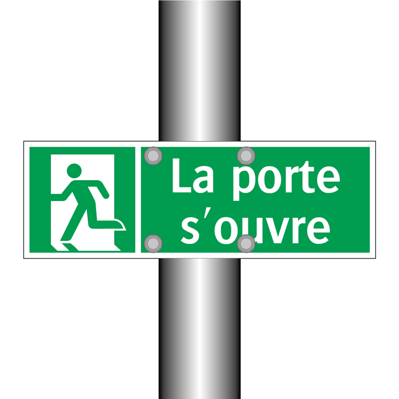 La porte s'ouvre