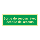 Sortie de secours avec échelle de secours