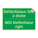 Défibrillateur DAE à droite - AED Defibrillator right