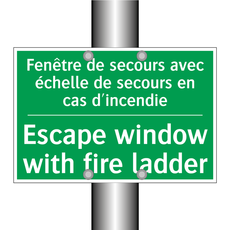 Fenêtre de secours avec échelle /.../ - Escape window with fire ladder