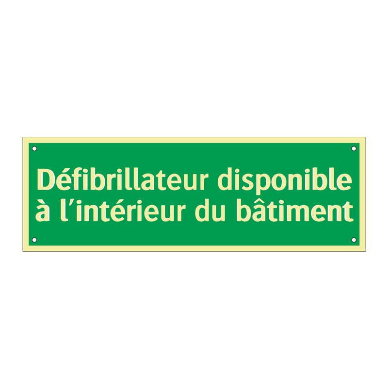 Défibrillateur disponible à l'intérieur du bâtiment