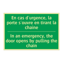 En cas d'urgence, la porte s'ouvre /.../ - In an emergency, the door opens /.../