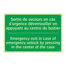 Sortie de secours en cas d'urgence /.../ - Emergency exit in case of emergency /.../