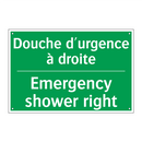 Douche d'urgence à droite - Emergency shower right