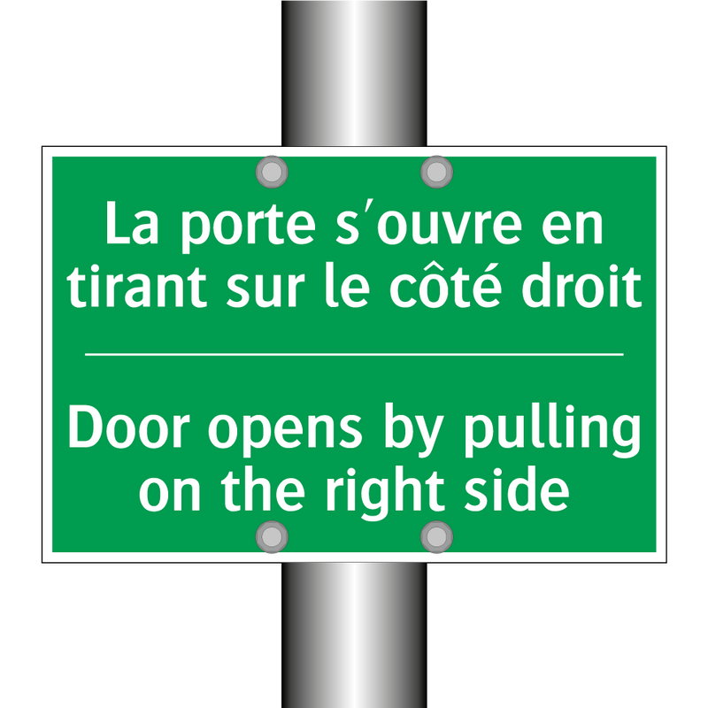 La porte s'ouvre en tirant sur /.../ - Door opens by pulling on the right /.../
