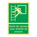 Sortie de secours avec échelle de secours