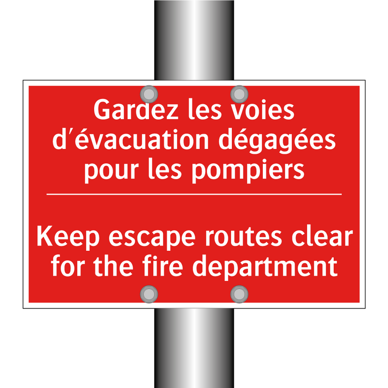 Gardez les voies d'évacuation /.../ - Keep escape routes clear for the /.../