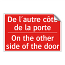 De l'autre côté de la porte - On the other side of the door