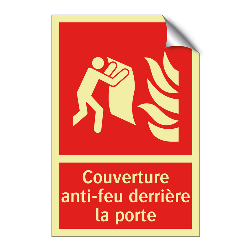 Couverture anti-feu derrière la porte