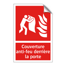 Couverture anti-feu derrière la porte