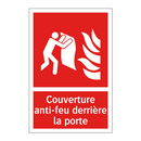 Couverture anti-feu derrière la porte