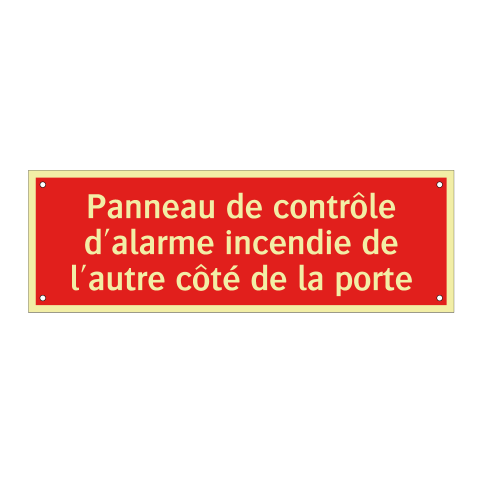 Panneau de contrôle d'alarme incendie de l'autre côté de la porte