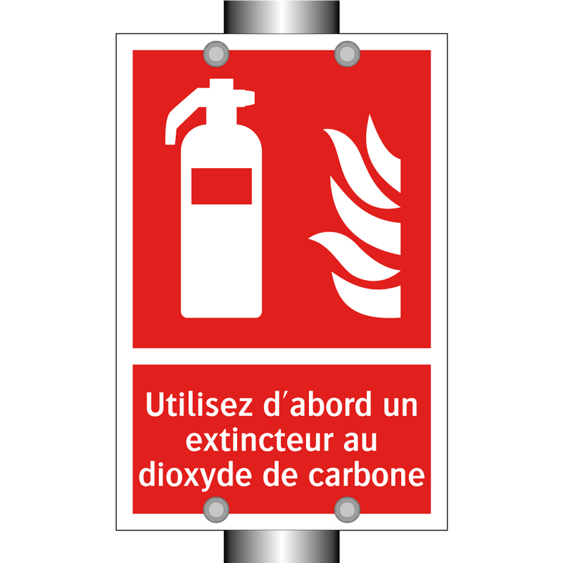 Utilisez d'abord un extincteur au dioxyde de carbone