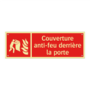 Couverture anti-feu derrière la porte