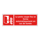 La porte coupe-feu se ferme automatiquement en cas de fumée.