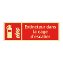 Extincteur dans la cage d'escalier
