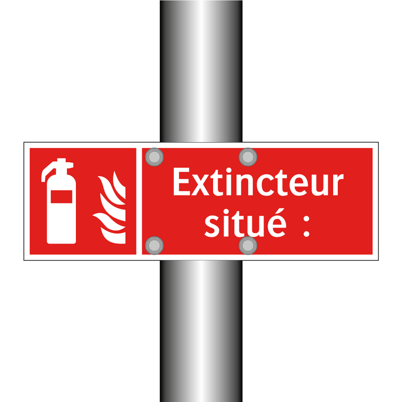 Extincteur situé :