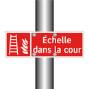 Échelle dans la cour