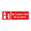 De l'autre côté de la porte
