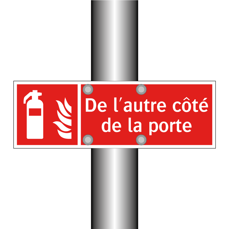 De l'autre côté de la porte