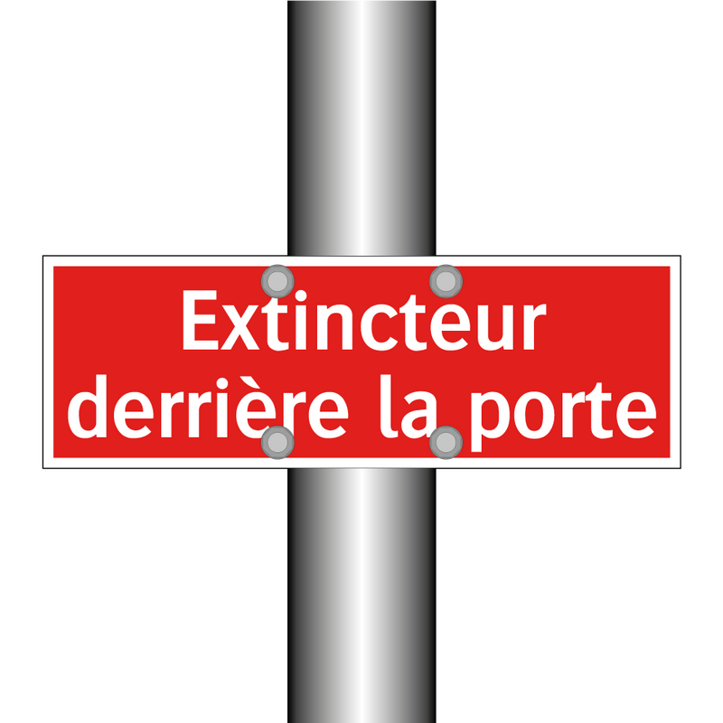 Extincteur derrière la porte