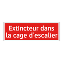 Extincteur dans la cage d'escalier