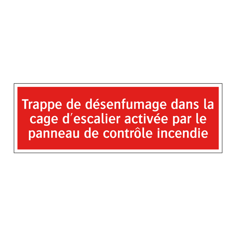Trappe de désenfumage dans la cage d'escalier activée par le panneau de contrôle incendie