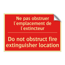 Ne pas obstruer l'emplacement /.../ - Do not obstruct fire extinguisher /.../