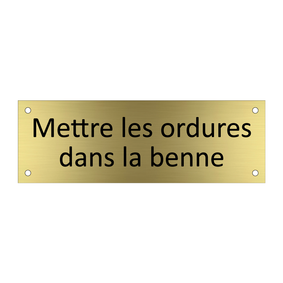 Mettre les ordures dans la benne