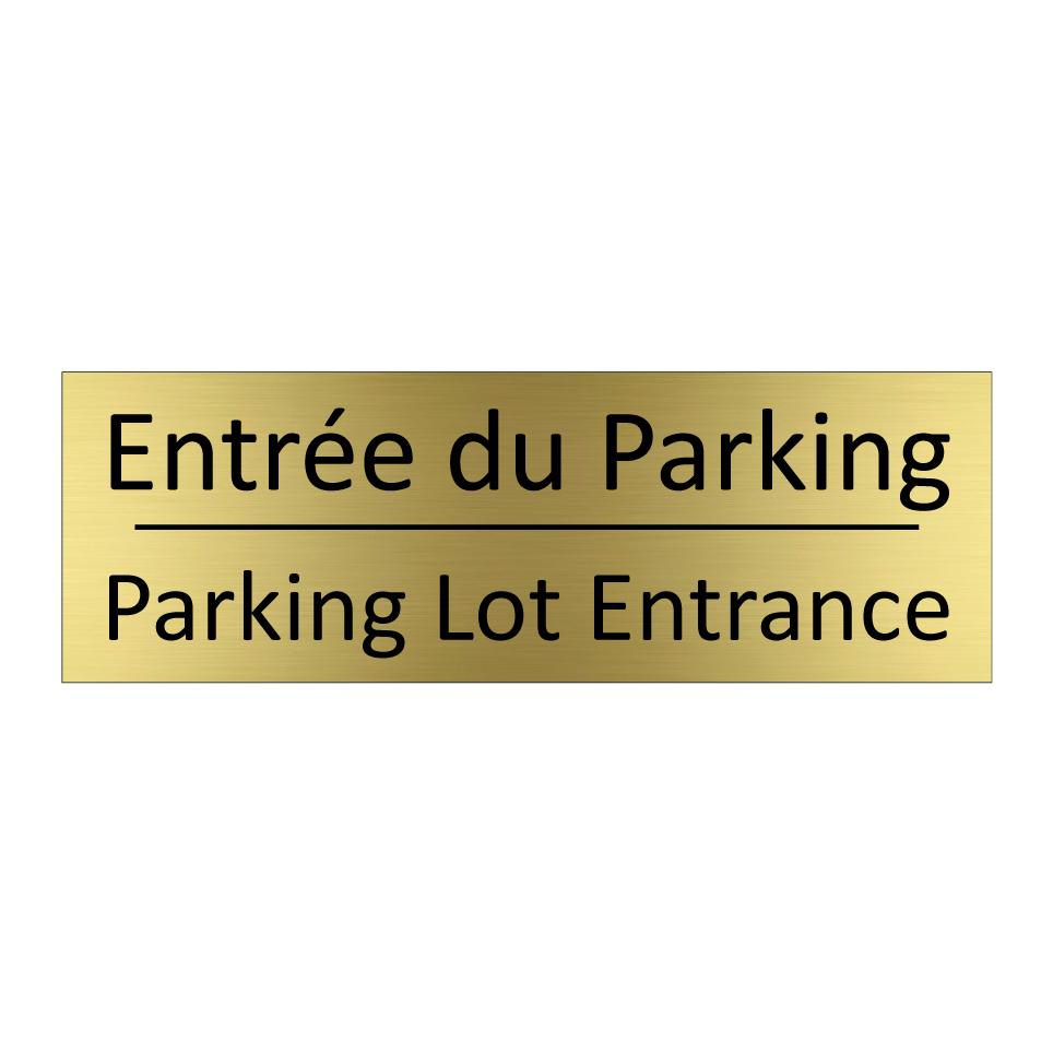 Entrée du Parking - Parking Lot Entrance