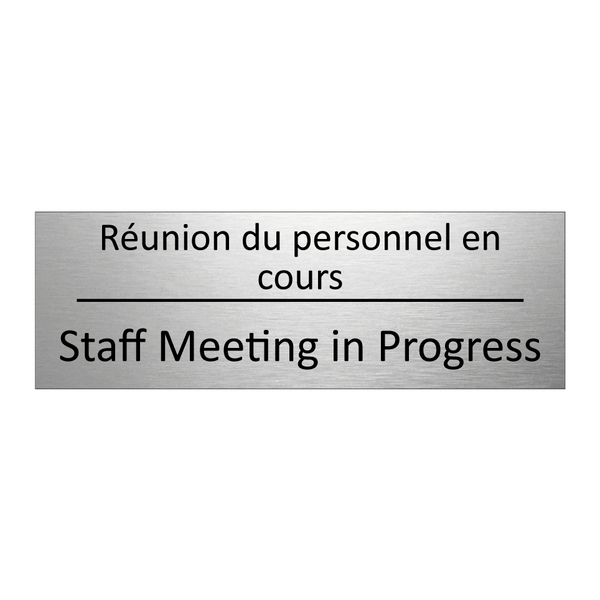 Réunion du personnel en cours - Staff Meeting in Progress