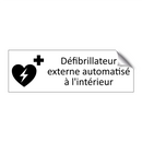Défibrillateur externe automatisé à l'intérieur