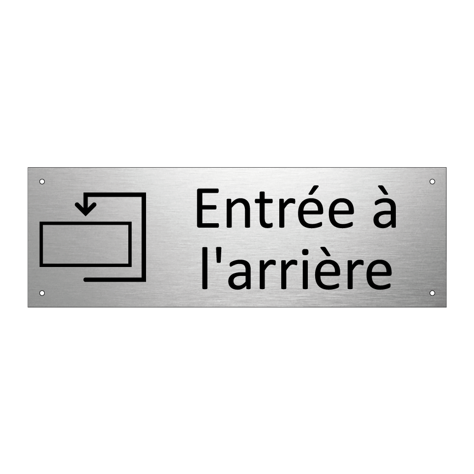 Entrée à l'arrière