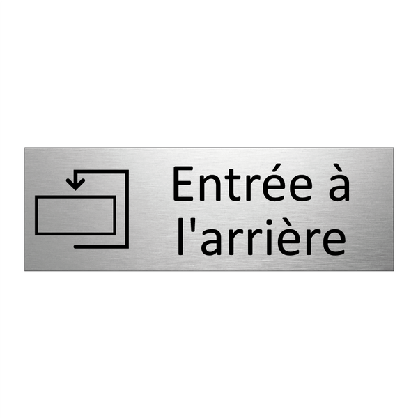 Entrée à l'arrière