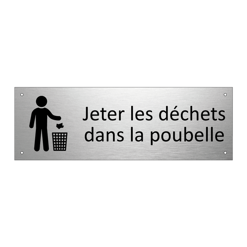Jeter les déchets dans la poubelle