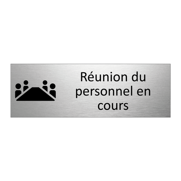 Réunion du personnel en cours