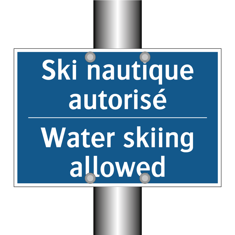 Ski nautique autorisé - Water skiing allowed