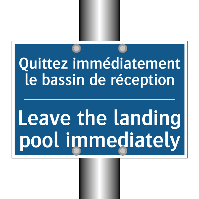 Quittez immédiatement le bassin  /.../ - Leave the landing pool immediately /.../